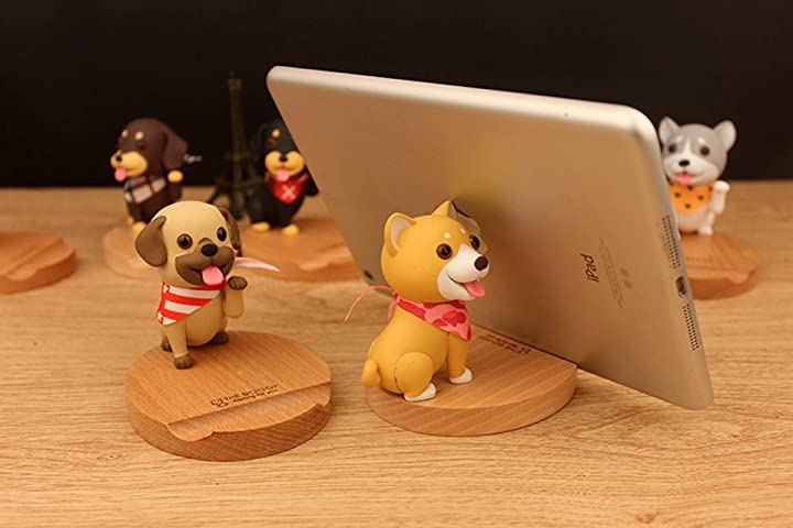 スマホ スタンド ホルダー かわいい 犬 木製 携帯 電話 卓上 インテリア タブレット アイフォン アンドロイド 便利 グッズ